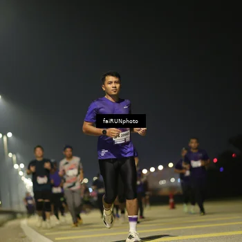 Runner Photo 7350749