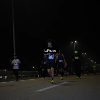 Runner Photo 7350753
