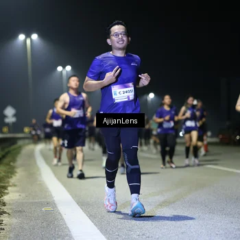 Runner Photo 7350754