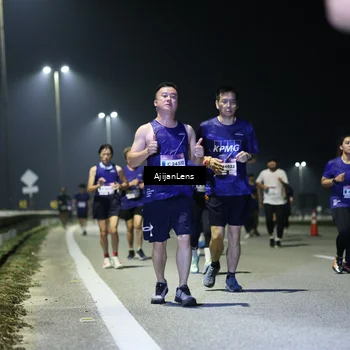 Runner Photo 7350765