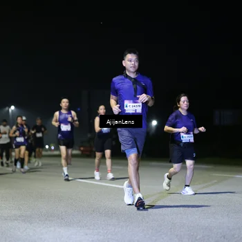 Runner Photo 7350769