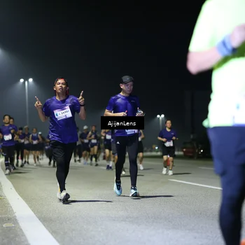 Runner Photo 7350775