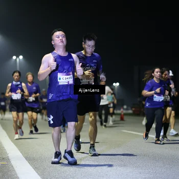 Runner Photo 7350777