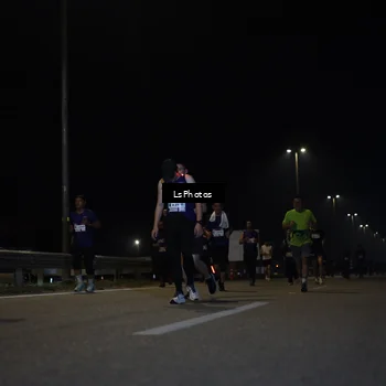 Runner Photo 7350783