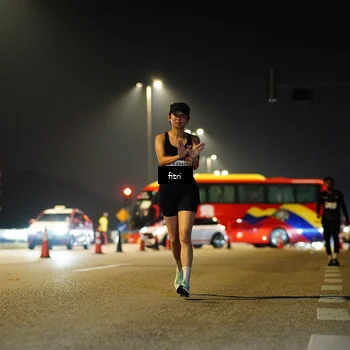 Runner Photo 7350789