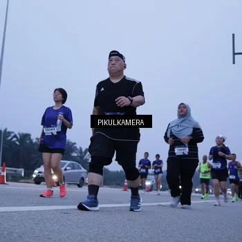 Runner Photo 7350794
