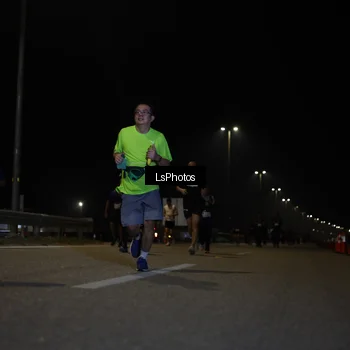 Runner Photo 7350807