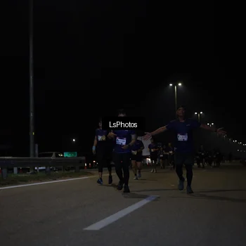 Runner Photo 7350859