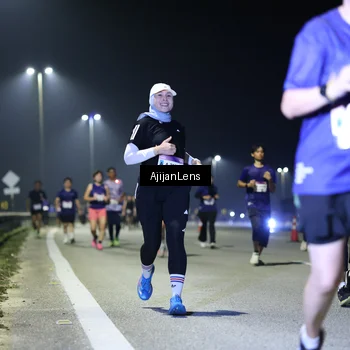 Runner Photo 7350860