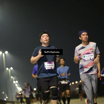 Runner Photo 7350866