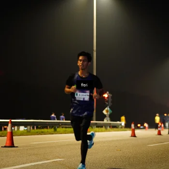 Runner Photo 7350877