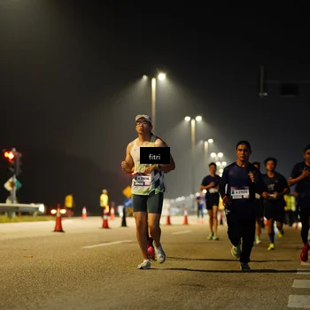 Runner Photo 7350905
