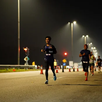 Runner Photo 7350909