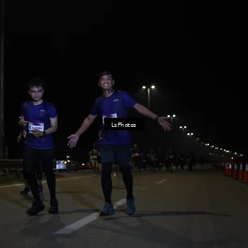 Runner Photo 7350913