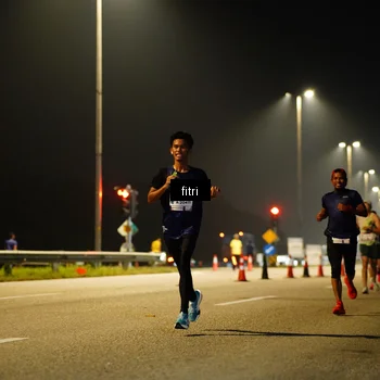 Runner Photo 7350926