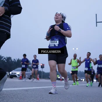Runner Photo 7350929