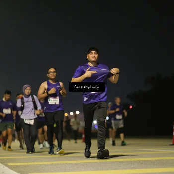 Runner Photo 7350943
