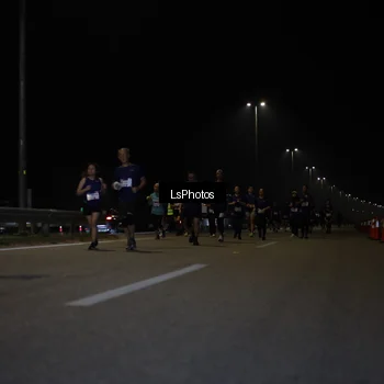 Runner Photo 7350949