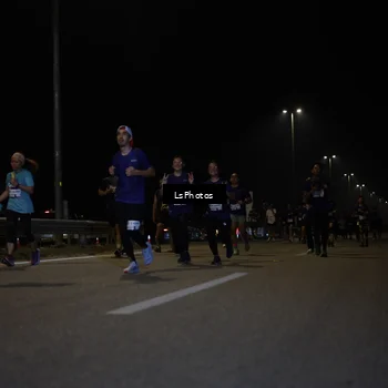 Runner Photo 7350957