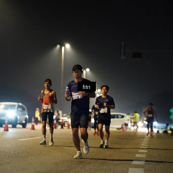 Runner Photo 7350996