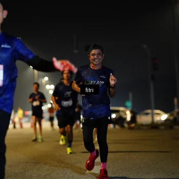 Runner Photo 7350997