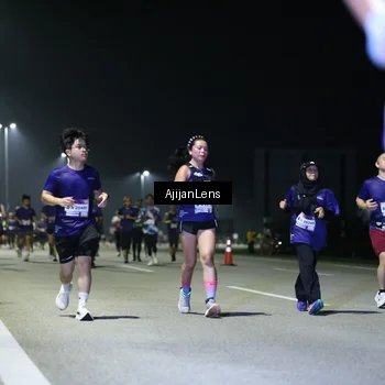 Runner Photo 7351021