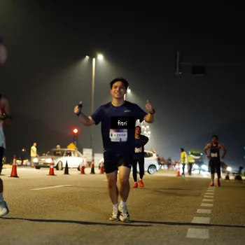 Runner Photo 7351025