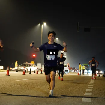 Runner Photo 7351026