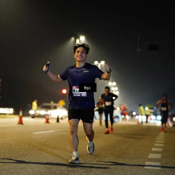 Runner Photo 7351031