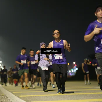 Runner Photo 7351034