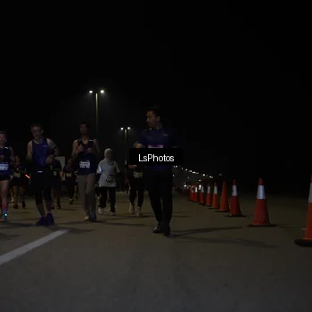 Runner Photo 7351055
