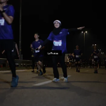 Runner Photo 7351058