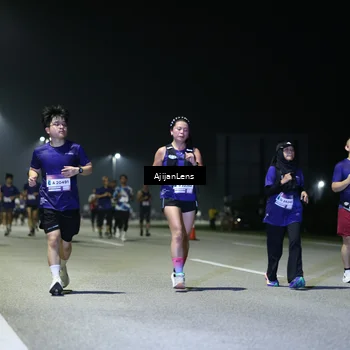 Runner Photo 7351066