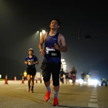 Runner Photo 7351068
