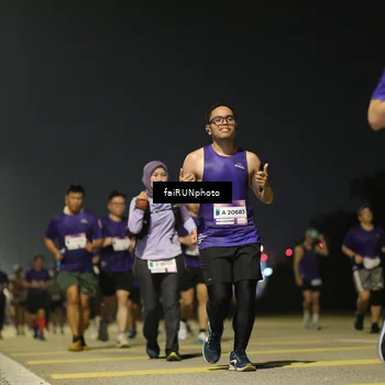 Runner Photo 7351069