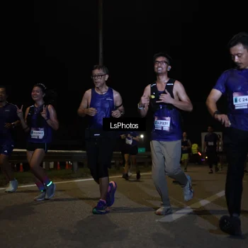 Runner Photo 7351081