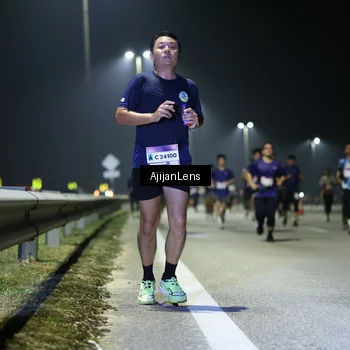 Runner Photo 7351082