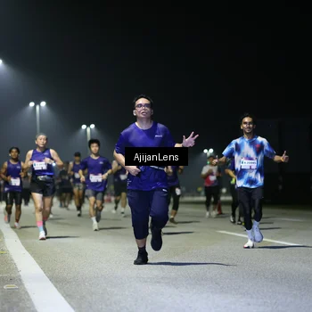 Runner Photo 7351098