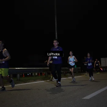 Runner Photo 7351107