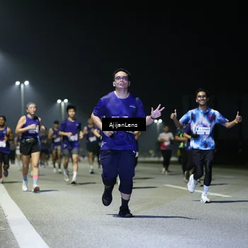 Runner Photo 7351118