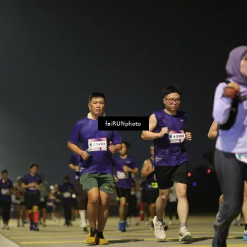 Runner Photo 7351131