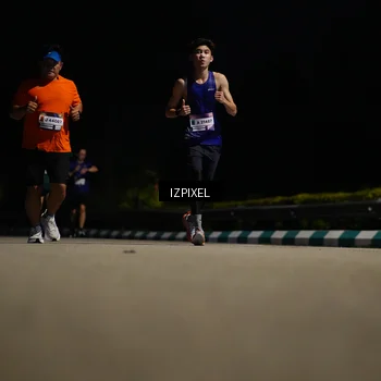 Runner Photo 7351145