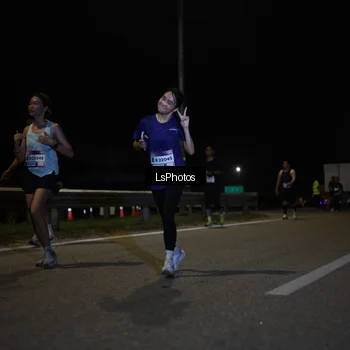 Runner Photo 7351155