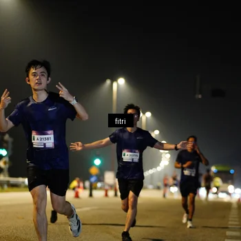 Runner Photo 7351161