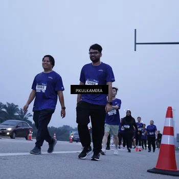 Runner Photo 7351169