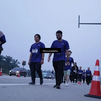 Runner Photo 7351174