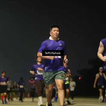 Runner Photo 7351188