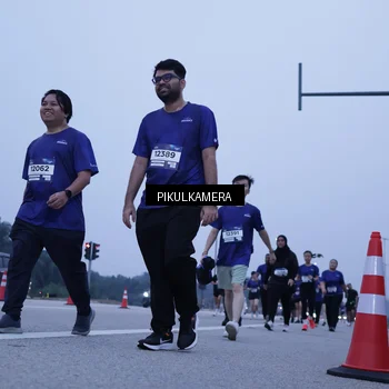 Runner Photo 7351235