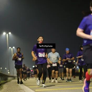Runner Photo 7351247