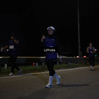 Runner Photo 7351258
